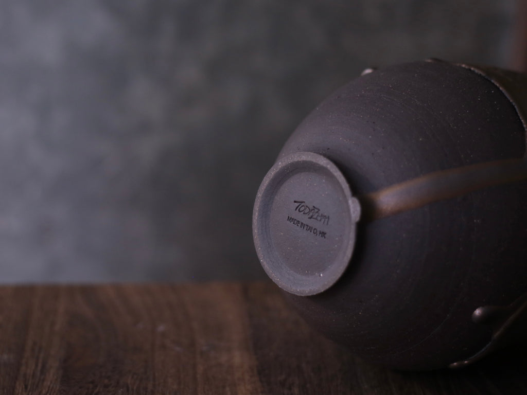 【黑金煉練系列】- 花器 BG08【Black Gold Refinement Series】Vase BG08