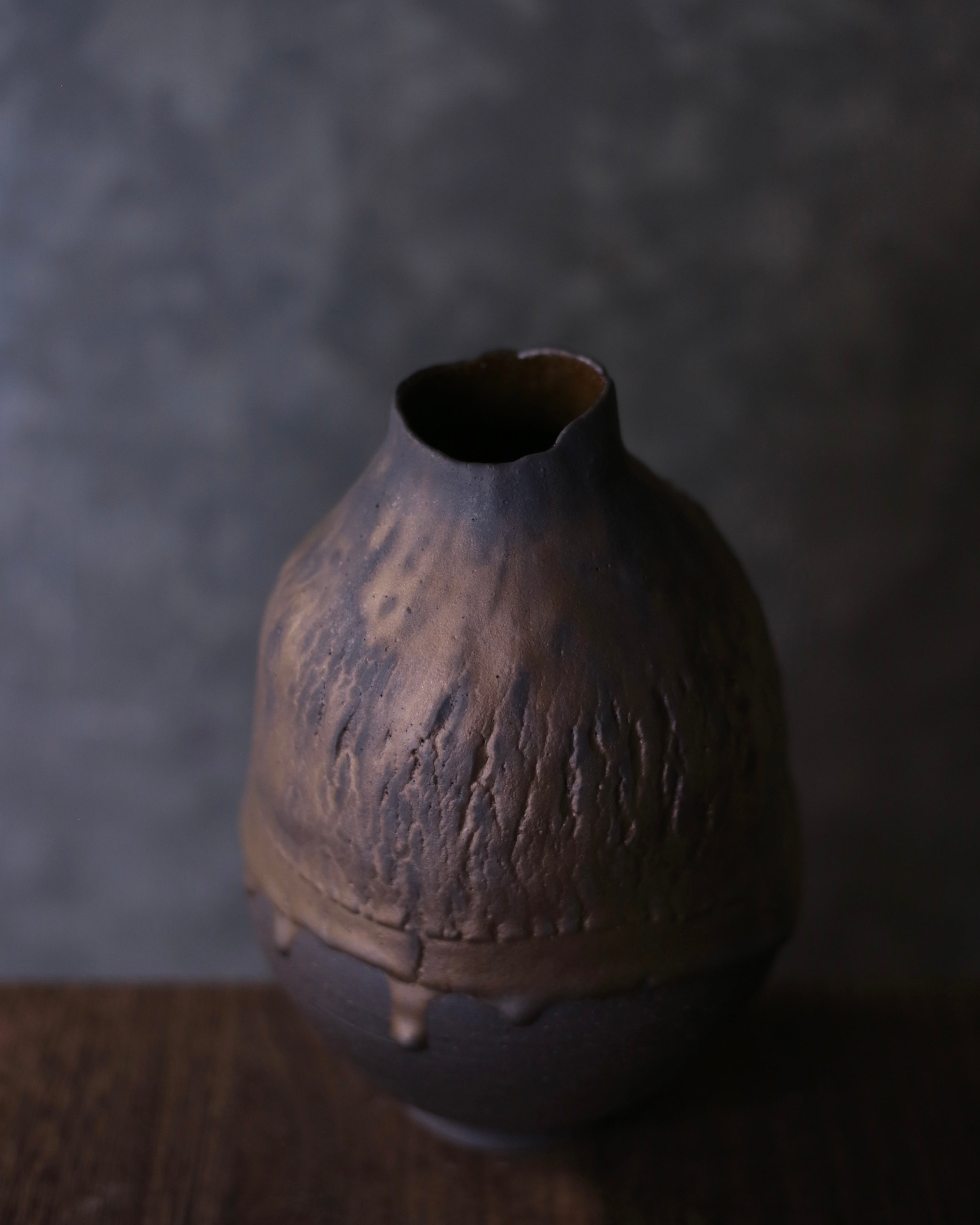 【黑金煉練系列】- 花器 BG08【Black Gold Refinement Series】Vase BG08